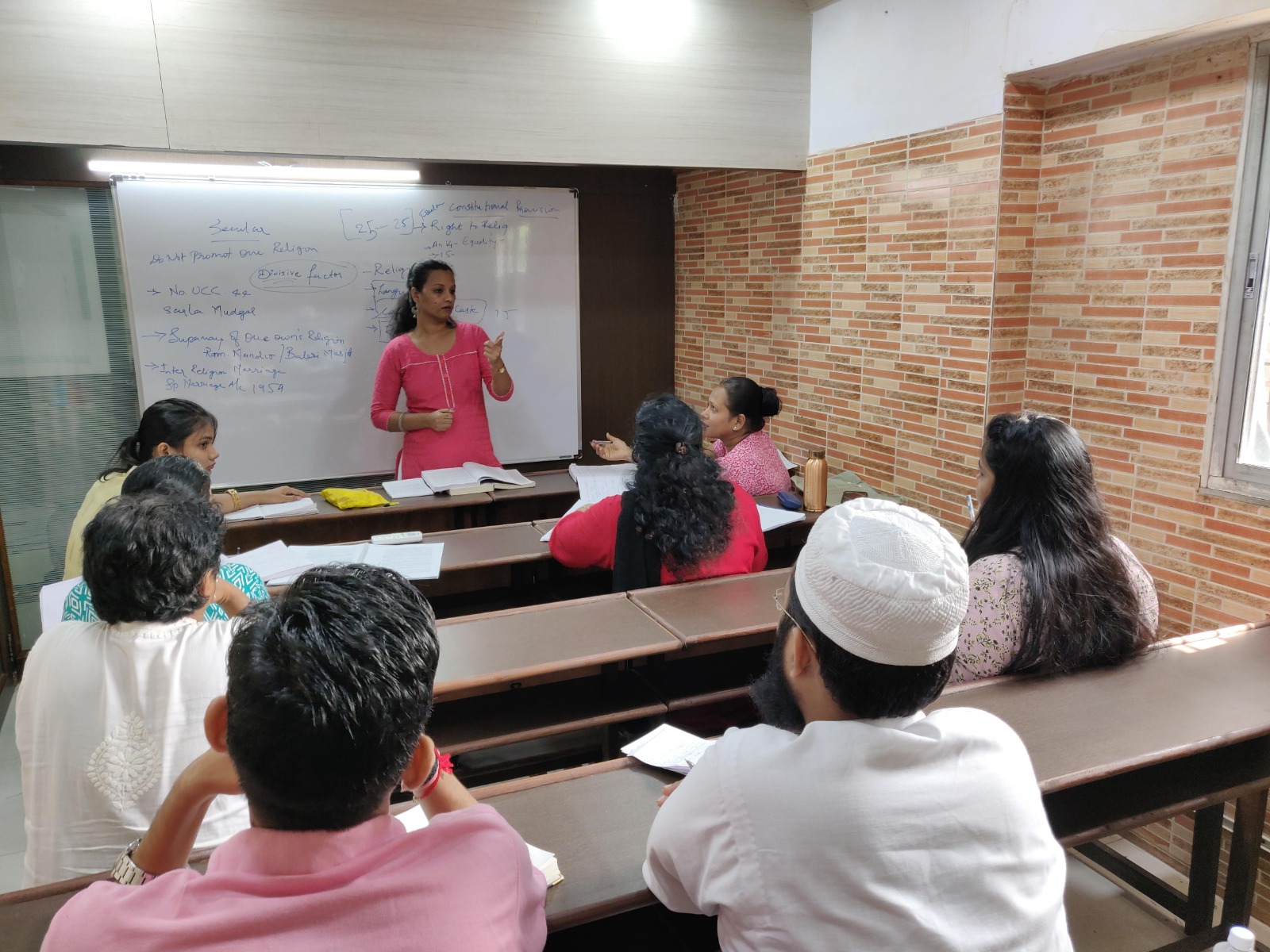 Lecture session at BLA